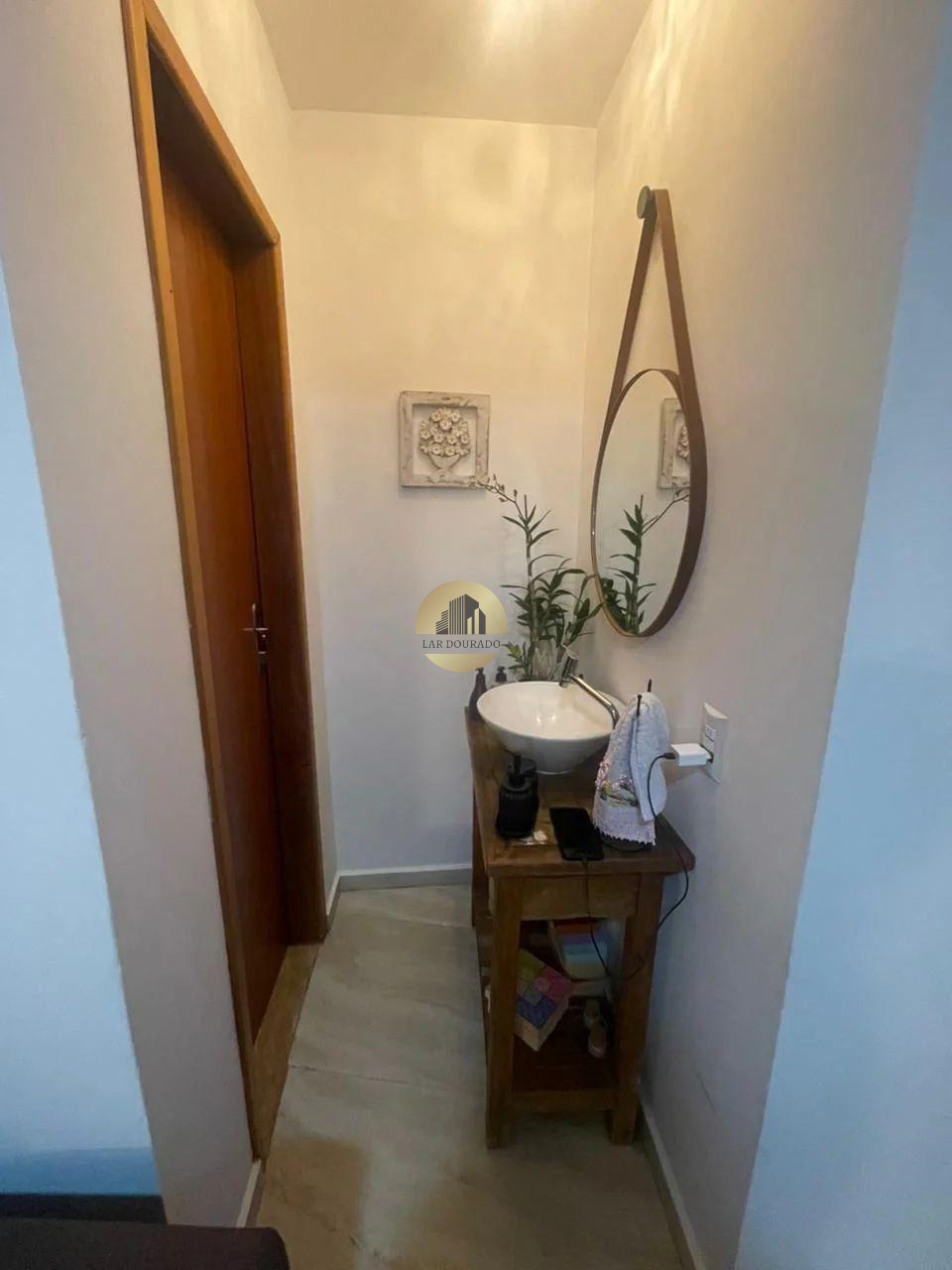 Casa à venda em Jordanésia, 180m²