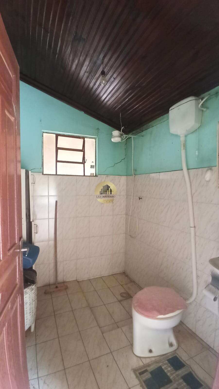 Chácara à venda, com 2 quartos, 2200m²